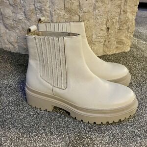 NEW PATINA Portland Leather Sz 7.5 Kiki Chunky Chelsea Ivory Cream Boots Women's